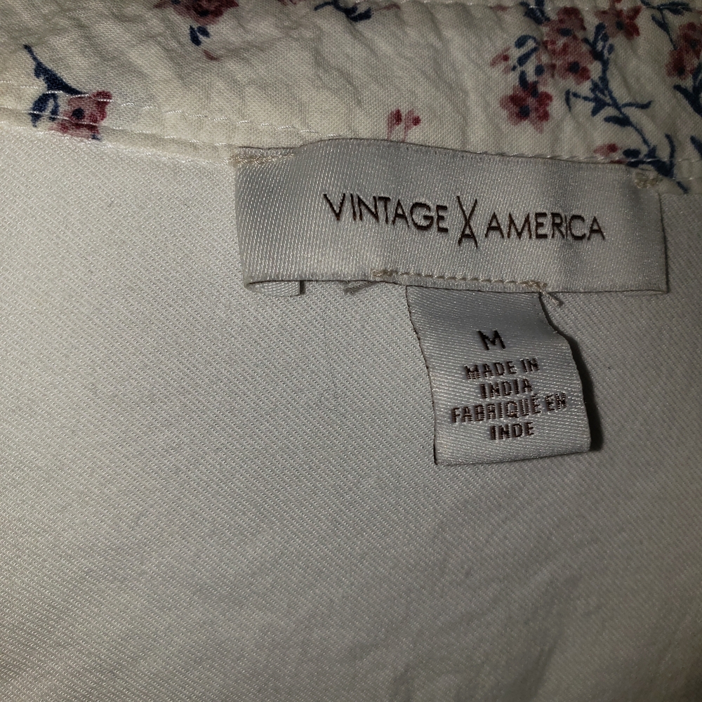 Vintage America White Button-Down Shirt with Flared Hem - M - Picture 3 of 5